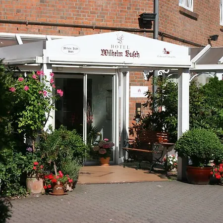 Wilhelm Busch Hotel 4*